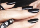 Textura de couro e pele de réptil estão entre as novidades de unhas decoradas - Divulgação