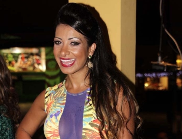 11.dez.2012 - Cinthia Santos na coletiva de lançamento do CD e revista da liga das Escolas de Samba de São Paulo - Léo Franco/AgNews