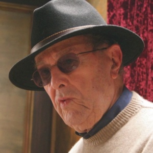 Manoel de Oliveira, hoje com 101 anos, faz em "Sempre Bela" (1967) uma releitura do filme "A Bela da Tarde", obra de referência do diretor espanhol Luis Buñuel - Divulgação