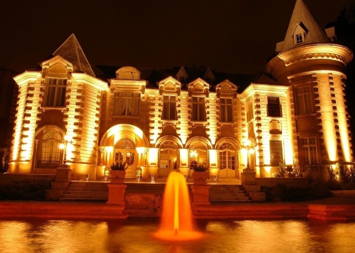 O valor de locação para a realização de casamentos no Castelo do Batel (www.castelodobatel.com.br) pode variar a partir de R$ 17.500, dependendo da data escolhida - Aldo Rempel/Divulgação