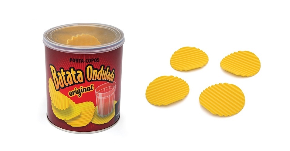 Kit de porta-copos em formato de batata ondulada. R$ 44,90, da Imaginarium (http://loja.imaginarium.com.br). Preços consultados em novembro de 2012 e sujeitos a alterações - Divulgação