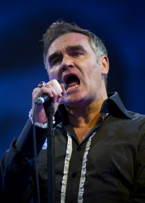 24.jun.2011 - Morrissey canta no Festival de Glastonbury, em Glastonbury, Inglaterra - Ian Gavan/Getty Images