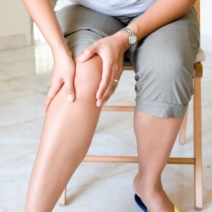 Segundo estudo, mais de 6.000 passos por dia contribui para evitar dores nos joelhos - Thinkstock