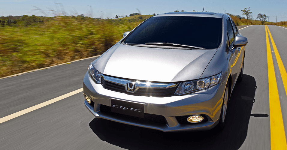 Honda Civic 2.0 - Divulgação