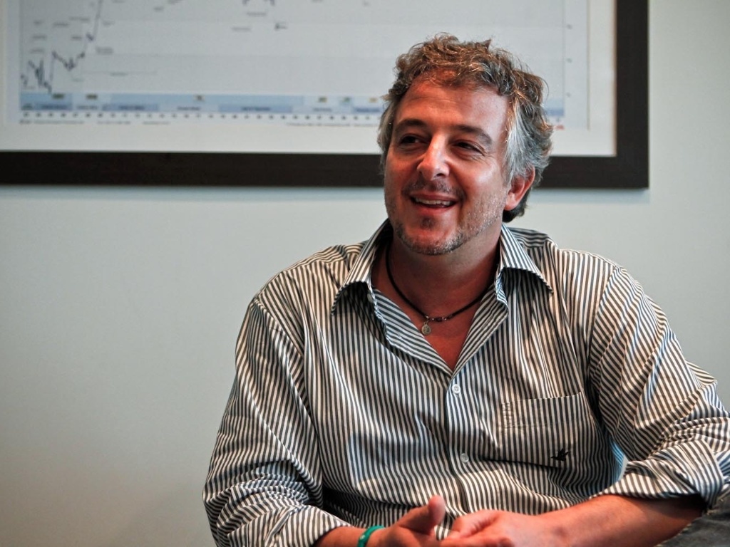 Menos radical, Nobre admite apoio de Mustafá e critica Belluzzo e