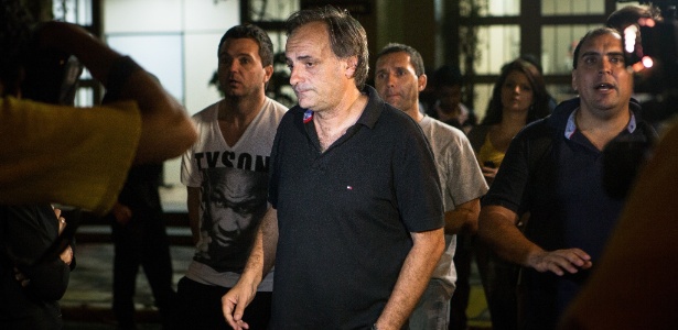Rodrigo Molinos, presidente do Tigre, após prestar depoimento na delegacia, em SP - Eduardo Anizelli/Folhapress