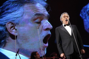 Andrea Bocelli casa-se em Itália - MoveNotícias