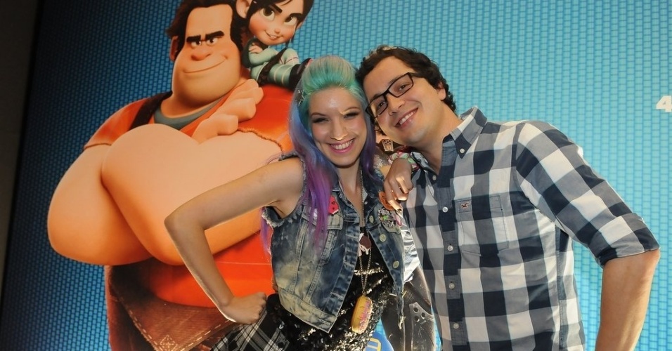 15.dez.2012 - MariMoon e Rafael Cortez prestigiaram a pré-estreia da animação "Detona Ralph" em um shopping em São Paulo