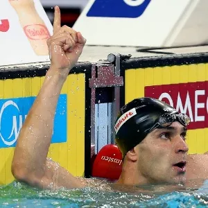 15.dez.2012 - Nicholas Santos, nadador brasileiro, comemora vitória na final dos 50 m borboleta no Mundial de Piscina Curta - Satiro Sodre/AGIF