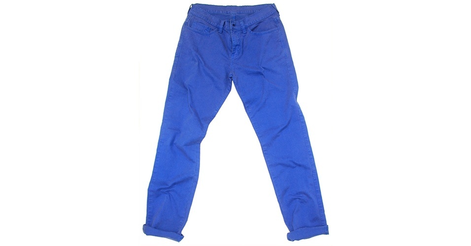 Calça modelo "color jeans" azul royal; R$ 129,90, na TNG (Tel.: 11 4689-9313). Preço pesquisado em dezembro de 2012 e sujeito a alteração - Divulgação