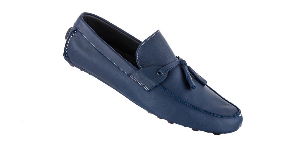 Sapato mocassim azul; R$ 270, na Basko (SAC 0800 7780078). Preço pesquisado em dezembro de 2012 e sujeito a alteração - Divulgação