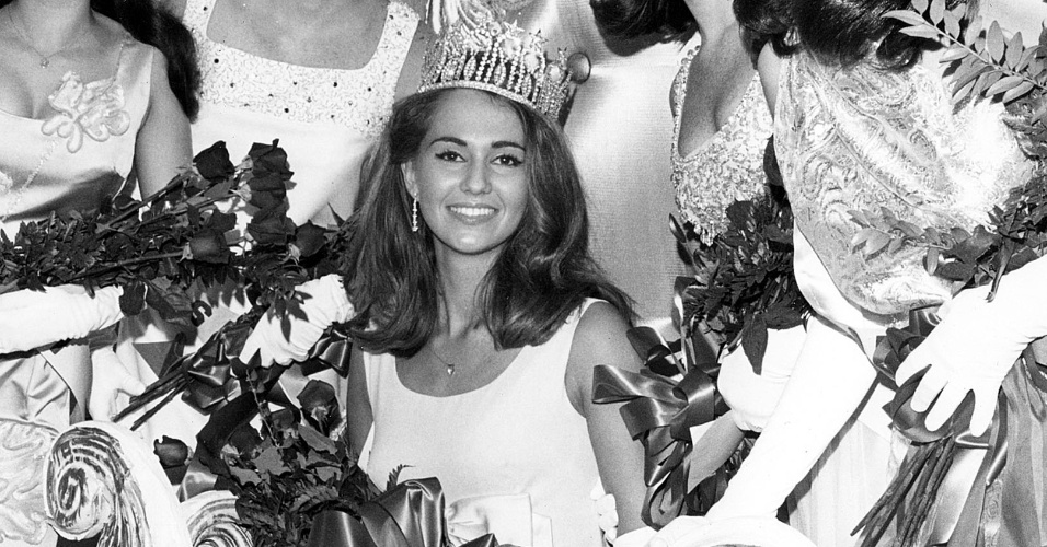 A americana Sylvia Hitchcock venceu o Miss Universo 1967, realizado em Miami, nos EUA