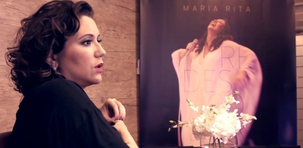 A cantora Maria Rita em entrevista que está no Blu-ray de "Redescobrir" - Reprodução/YouTube/universalmusicbrasil