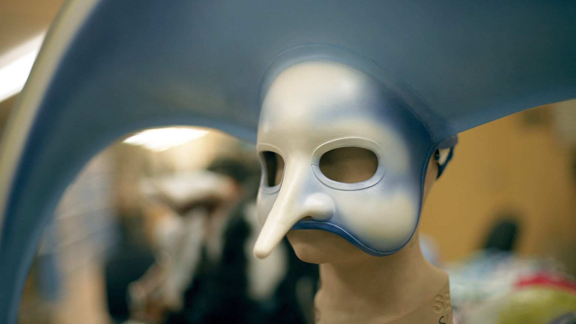 Detalhe de máscara usada no espetáculo "O", do Cirque du Soleil. O espetáculo também faz parte do filme em 3D "Worlds Away", dirigido por James Cameron - Foto: Lucian Capellaro/Paramount Texto: Estefani Medeiros