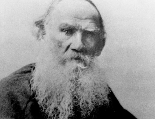 "O amor não existe. O que existe é a necessidade física de relação sexual e a necessidade racional de uma companhia ao longo da vida", Liev Tolstói - Reprodução