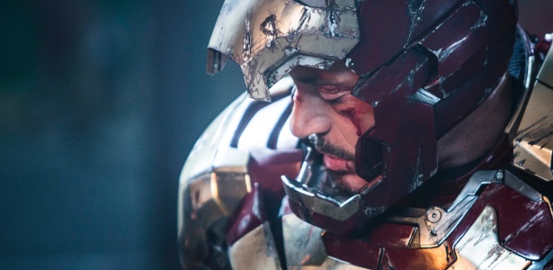 Tony Stark (Robert Downey Jr.) aparece com a armadura riscada em "Homem de Ferro 3" - Divulgação