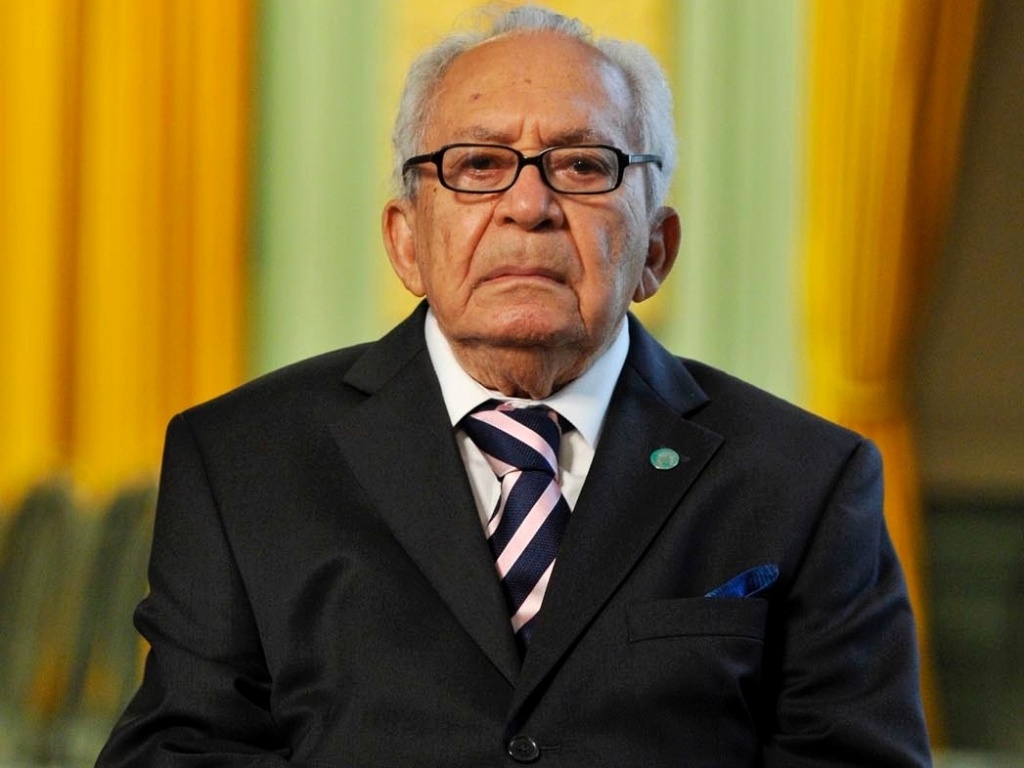 O escritor alagoano Lêdo Ivo ocupava a Cadeira nº 10 da Academia Brasileira de Letras, que assumiu em 1986 na sucessão de Orígenes Lessa - Acervo ABL