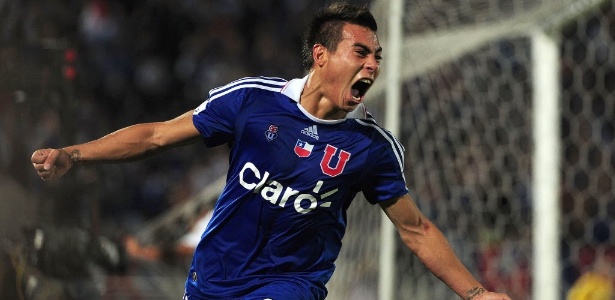 Vargas foi destaque na Universidad do Chile, na Copa Sul-Americana de 2011 - AFP PHOTO /Claudio SANTANA