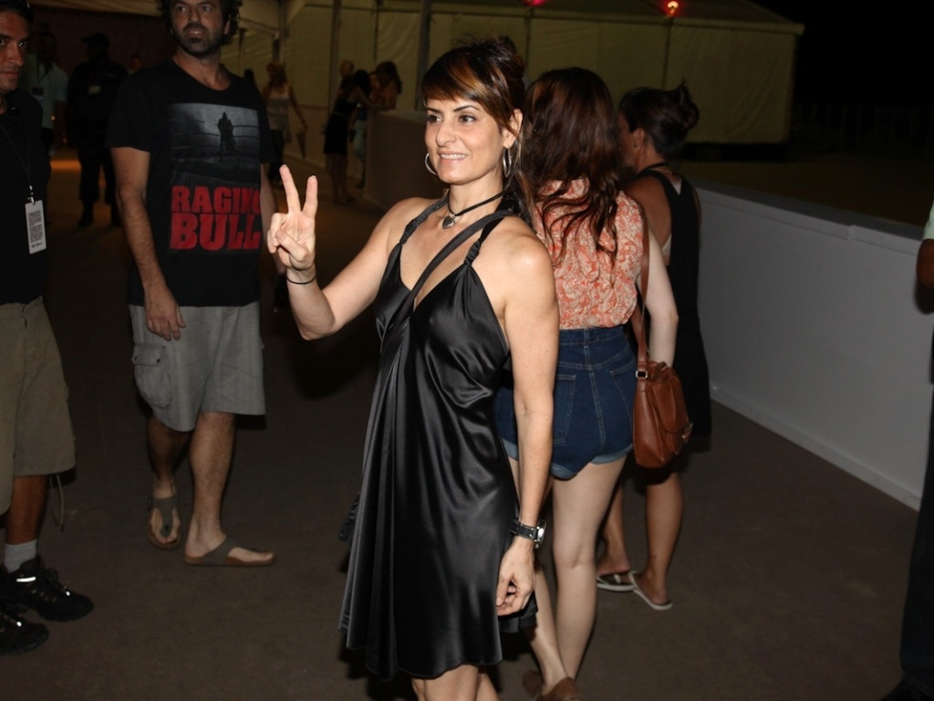 25.dez.2012 - A cantora Fernanada Abreu no show de Stevie Wonder e Gilberto Gil em Copacabana - Foto Rio News