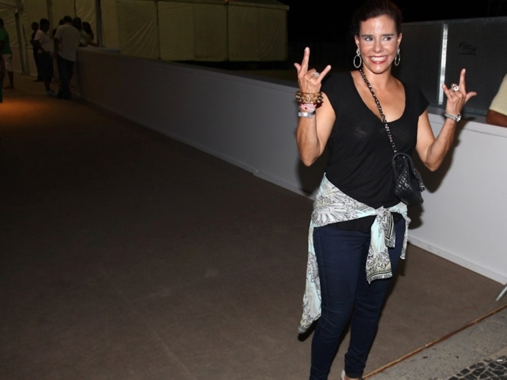25.dez.2012 - Narcisa Tamborindeguy no show de Stevie Wonder e Gilberto Gil em Copacabana - Foto Rio News