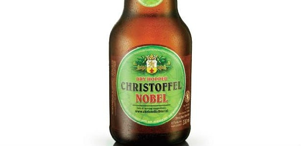 Por ser "dry hoppeed", a Lager Christoffel Nobel tem aromas de lúpulo bem presentes - Divulgação
