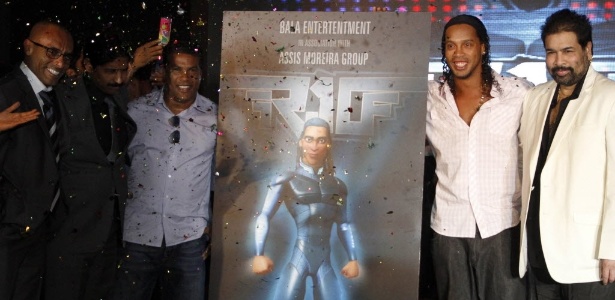Ronaldinho Gaúcho participa de lançamento do projeto de animação "R-10 - The Movie" na índia - AP