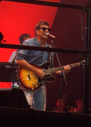 Evandro Mesquita, com sua banda Blitz, se apresenta no Réveillon da avenida Paulista, em São Paulo, em 2012 - Paduardo/AgNews
