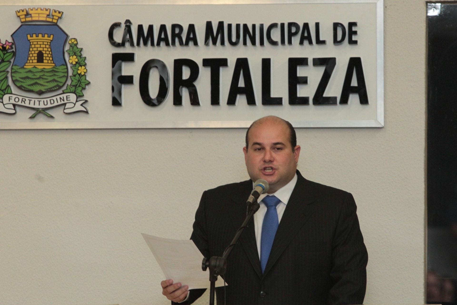 Resultado de imagem para Prefeito de Fortaleza, Roberto Cláudio, é diagnosticado com coronavírus