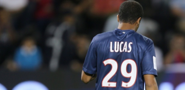 "Quero formar uma boa parceria com o Ibrahimovic", disse Lucas ao UOL Esporte - KARIM JAAFAR/AFP