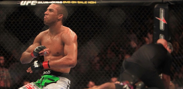 Adversário de Edson Barboza (foto) no UFC SP agora será o brasileiro Lucas "Mineiro" - EFE/Antonio Lacerda