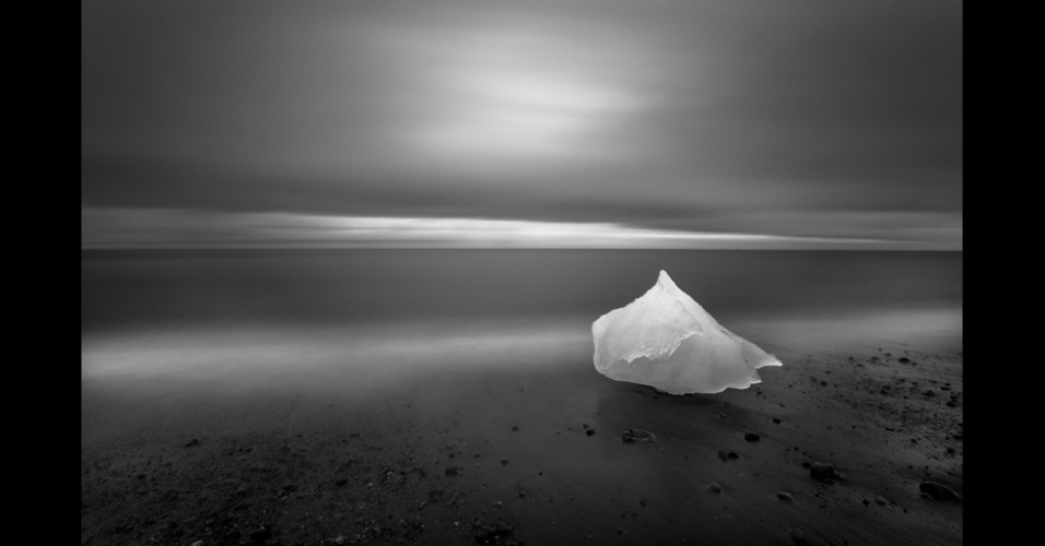 8.jan.2012 - Em seu tradicional concurso anual de fotografia, a revista "National Geographic" recebeu mais de 22 mil imagens de fotógrafos profissionais e amadores enviadas de mais de 150 diferentes países. O vencedor levou US$ 10 mil - Eric Guth/National Geographic Photo Contest