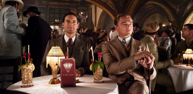 Cena do filme "O Grande Gatsby", com Leonardo DiCaprio e Tobey Maguire - Divulgação
