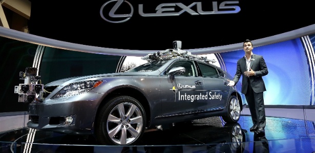 Sistema computadorizado permite que Carro Lexus LS dirija sozinho - Justin Sullivan/Getty Images/AFP 