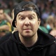 21.mai.2012 O ator Nick Swardson, que participou do filme "Esse é o Meu Garoto"  comparece ao jogo de basquete Philadelphia 76ers v Boston Celtics - Getty Images