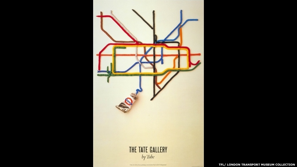 O tema 'Encontrando seu Caminho' conta com mapas do Metrô e cartazes com dicas de etiqueta dentro dos trens. Acima, o cartaz de 1987 da campanha 'The Tate Gallery by tube', de David Booth - © TfL, coleção do Museu de Transportes de Londres