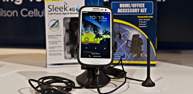 Sleek 4G custa US$ 199 (cerca de R$ 400); gadget promete recepção 20 vezes maior que a do celular - Júlio César Guimarães/UOL