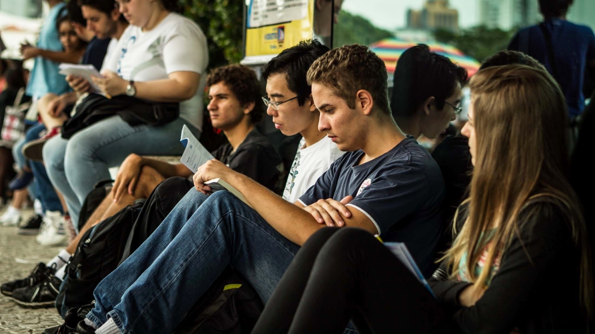 13.jan.2013 - Mais de 15 mil candidatos começam neste domingo (13) a segunda fase do vestibular 2013 da Unicamp (Universidade Estadual de Campinas). Estão em jogo 3.444 vagas nos 68 cursos oferecidos pela instituição e em dois cursos da Famerp (Faculdade Pública de Medicina de São José do Rio Preto) - Leandro Moraes/UOL