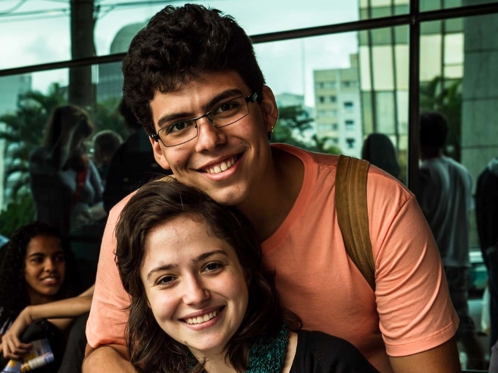 13.jan.2013 - Vívian Serrano, 20, faz vestibular para educação física. Ela veio acompanhada pelo namorado Pedro, 19, que tentava uma vaga em fonoaudiologia, mas não passou para a segunda fase da Unicamp (Universidade Estadual de Campinas) - Leandro Moraes/UOL
