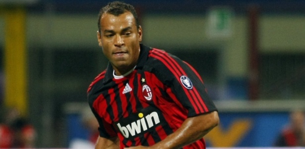 Cafu estava na equipe do Milan que perdeu a final da Champions em 2005 - AFP/DAMIEN MEYER
