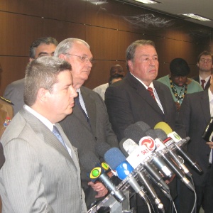 Presidente da FMF, Paulo Schettino (à direita), pode deixar o cargo já na próxima semana - Bernardo Lacerda/UOL Esporte