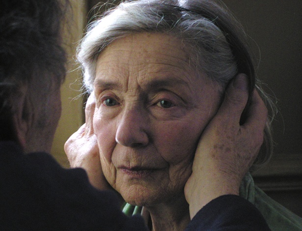 Emmanuelle Riva em cena do filme "Amor", de Michael Haneke - Divulgação / Imovision