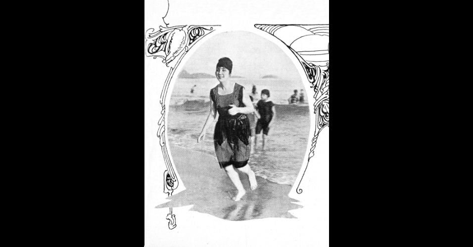 Frequentadora da Praia de Copacabana em 1919 - Divulgação/Revista da Semana