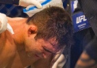 Lutador desiste após tomar golpe ilegal no UFC SP e é chamado de "frouxo" e "arregão"