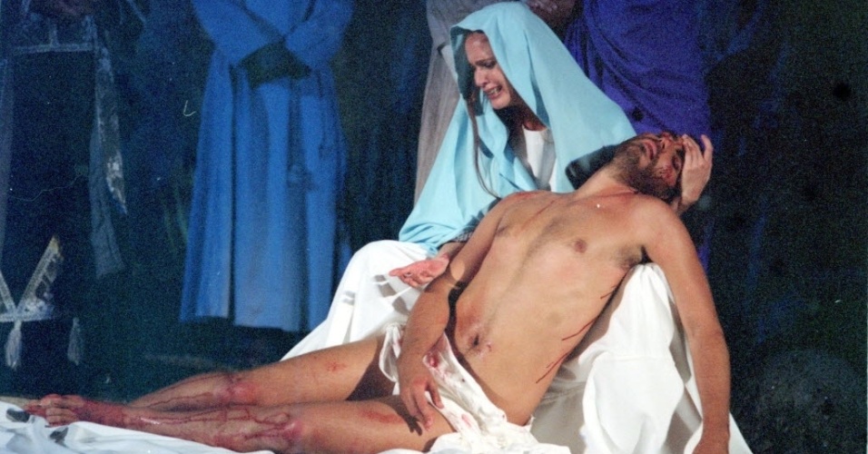 2.abr.2004 - Thiago Lacerda foi Jesus Cristo na encenação do espetáculo a Paixão de Cristo, em Nova Jerusalém (PE)