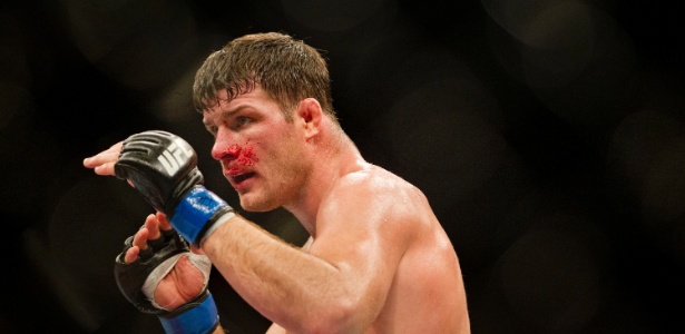 Michael Bisping pretende "destruir" Anderson Silva por chance de cinturão - Fernando Donasci/UOL