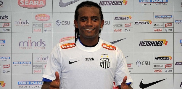 Apelido do meia de 31 anos despertou o interesse da empresa de bebida alcoólica - Ivan Storti/Divulgação/Santos FC
