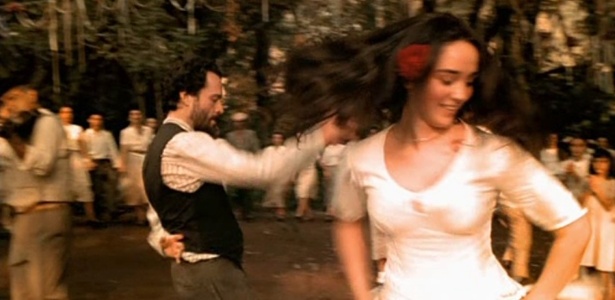 Simone Spoladore interpretou Ana no longa "Lavoura Arcaica", de Luiz Fernando Carvalho (2001) - Reprodução