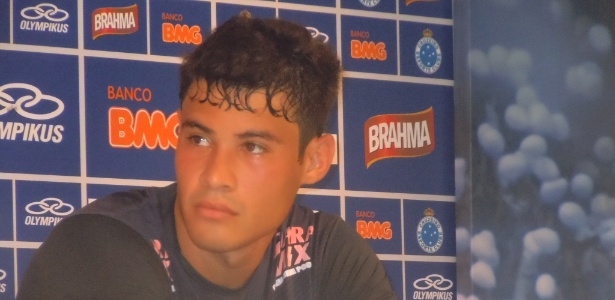 Atacante Vinícius Araújo, de 19 anos, voltou a marcar um gol em jogo-treino na Toca I - Gabriel Araújo/UOL