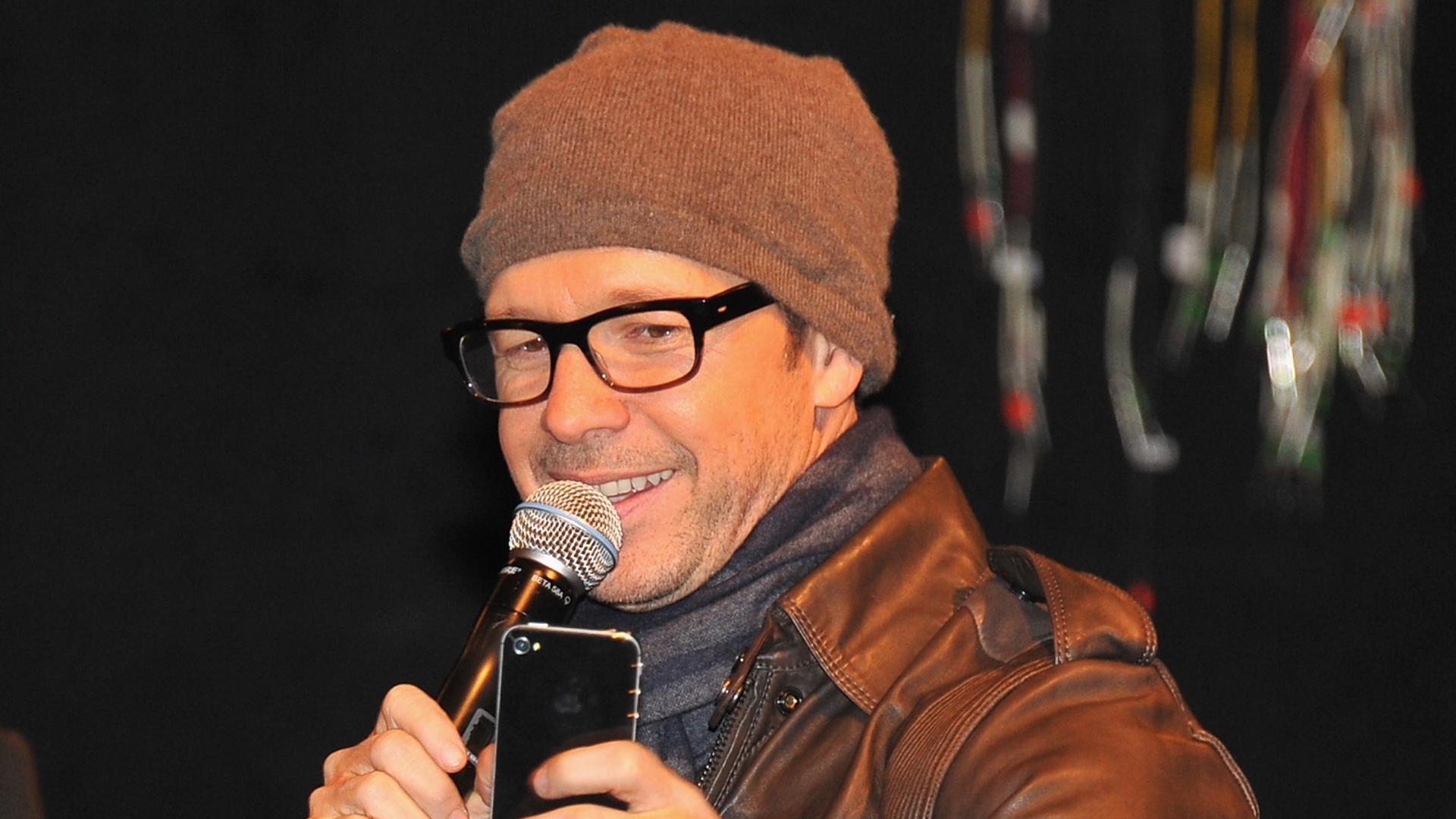 22.jan.2013 Donnie Wahlberg anuncia turnê do New Kids on the Block com as boy bands 98 Degrees e Boyz II Men durante show no Irving Plaza em Nova York - Theo Wargo/Getty Images