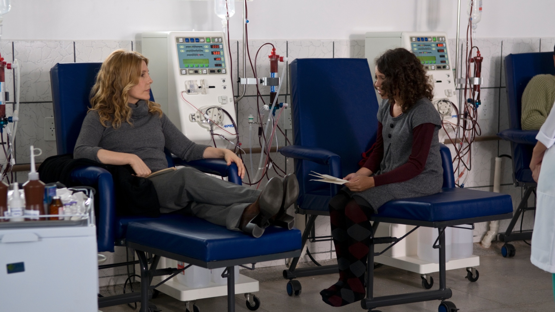 24.jan.2013 - Cena do filme "País do Desejo", de Paulo Caldas, com atuações de Fábio Assunção e Maria Padilha. A trama mostra a pianista Roberta, uma mulher afetada por uma doença crônica que tem a vida mudada ao conhecer o padre José - Divulgação / California Filmes